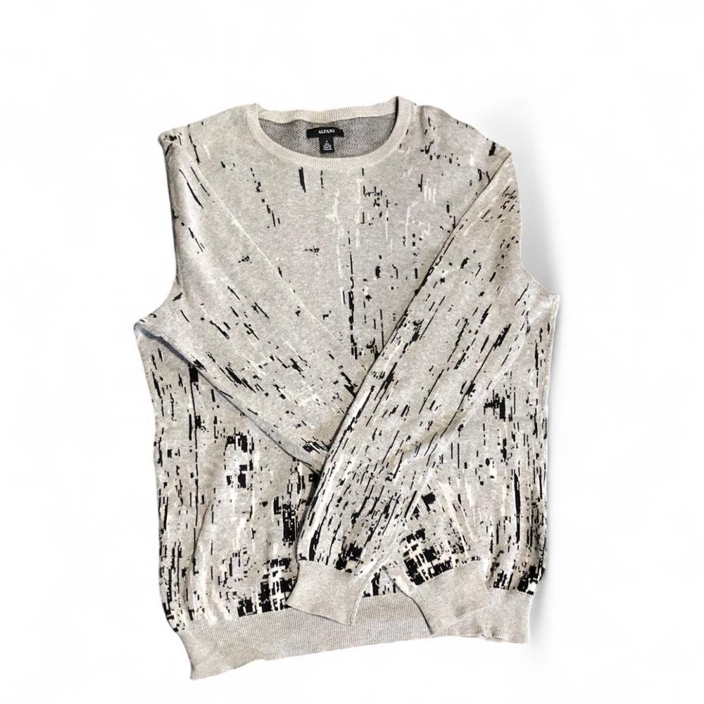 Abstract Patterned Alfani sweater - Picture 4 of 6
